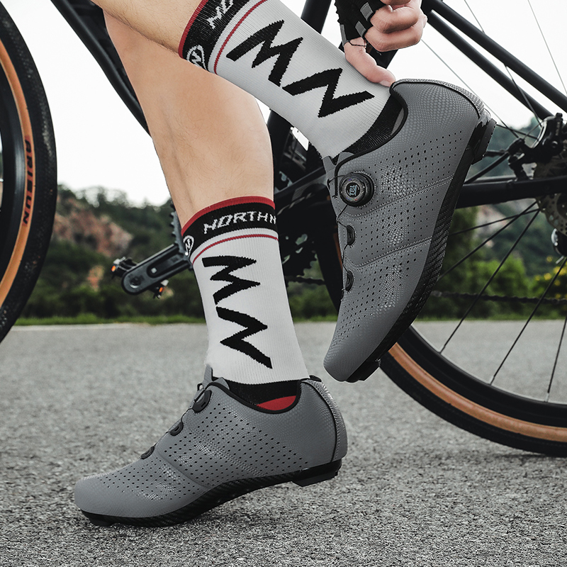 Road Cycling Shoes Men Gray T8 - Cycling Commuter Shoes 评论和价格